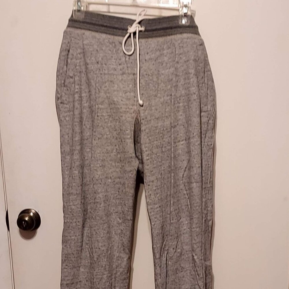 Lamds End Light Gray Untisex Sweat Pants Sz L  Drawstring Waist and Cuffed Legs.